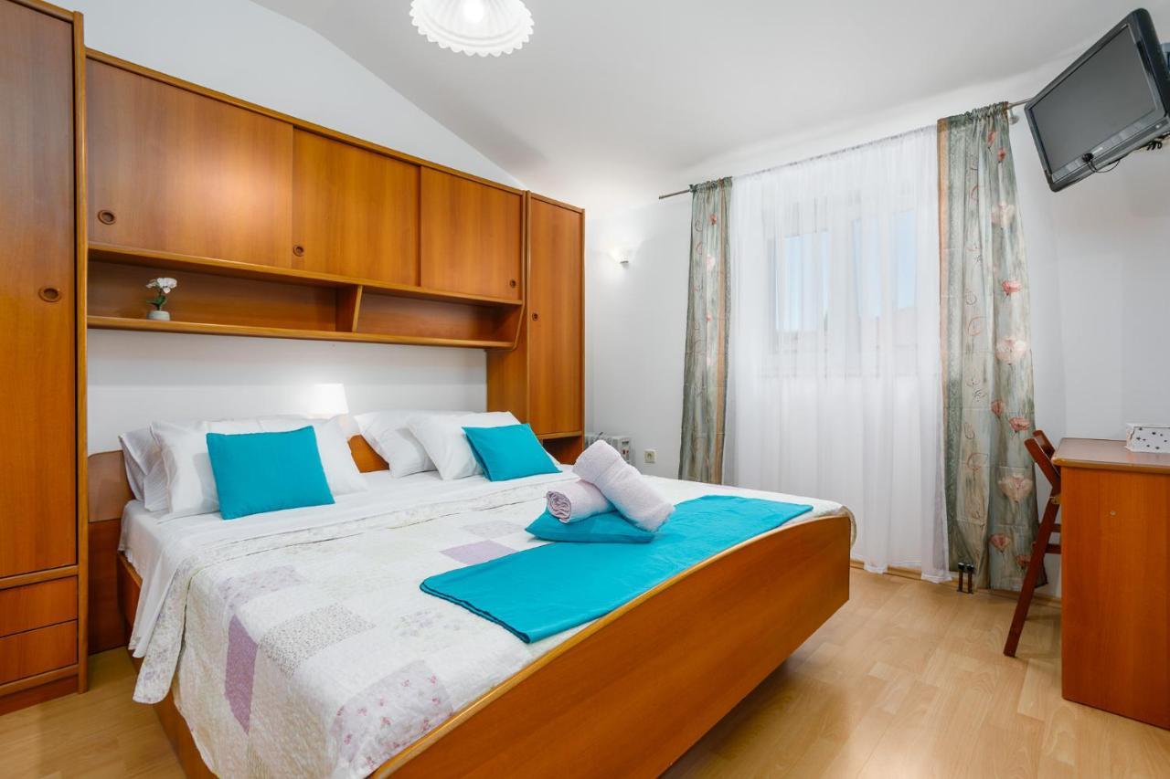 Apartment Rukavina Njivice Buitenkant foto